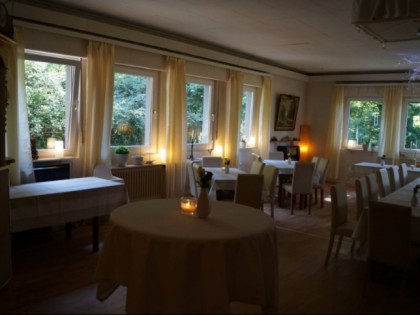 Photo: Gasthaus H&amp;uuml;lser Heide